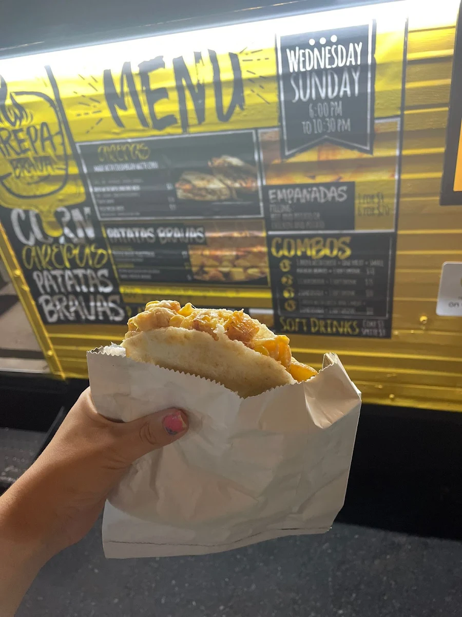 Menu, La Arepa Brava