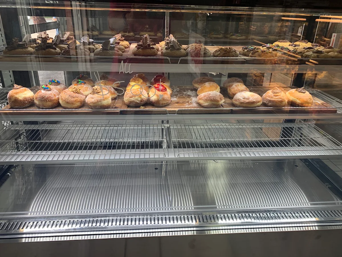 Vibe, YAW Bakehouse