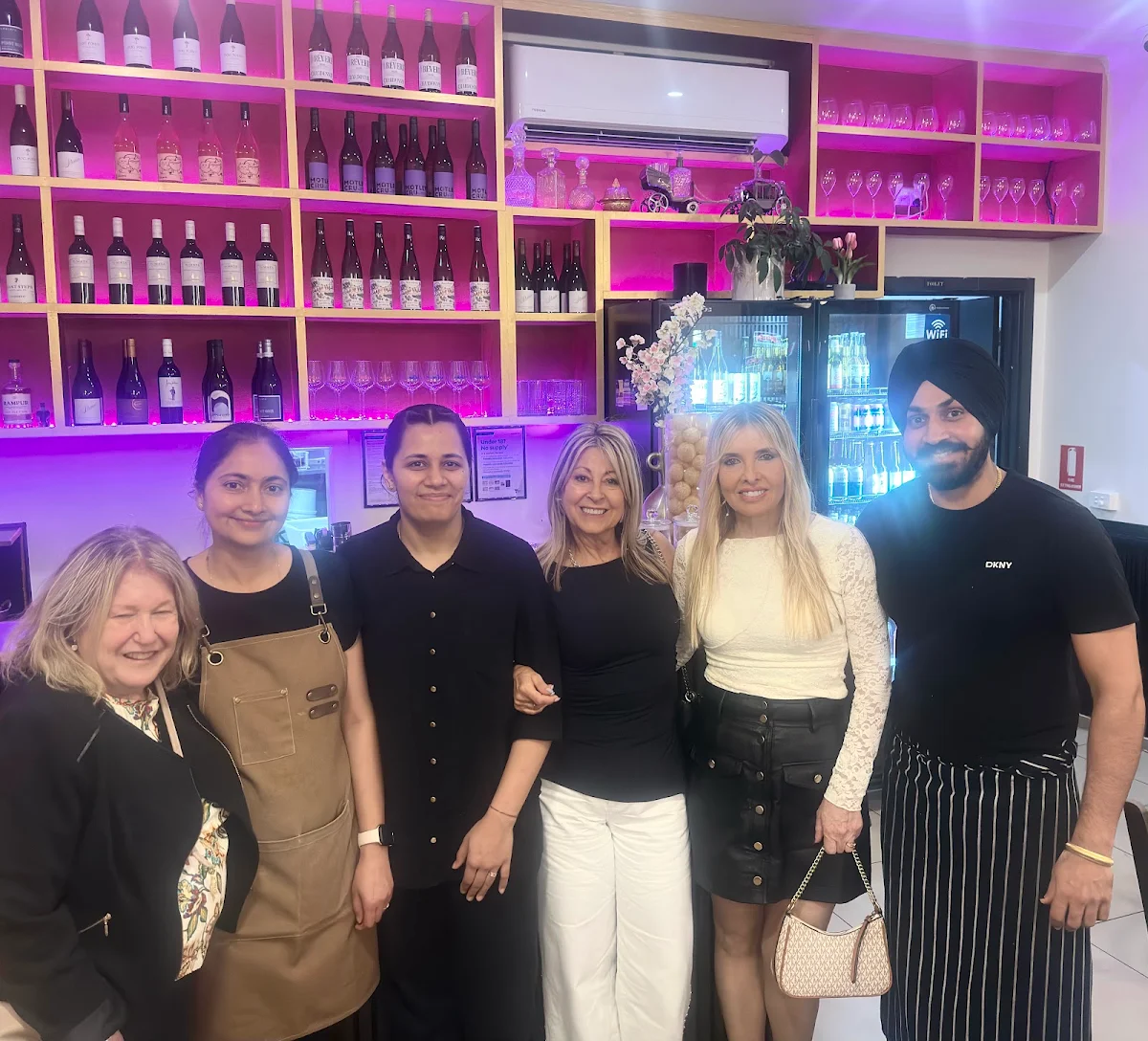 Vibe, Mirza Food & Wine
