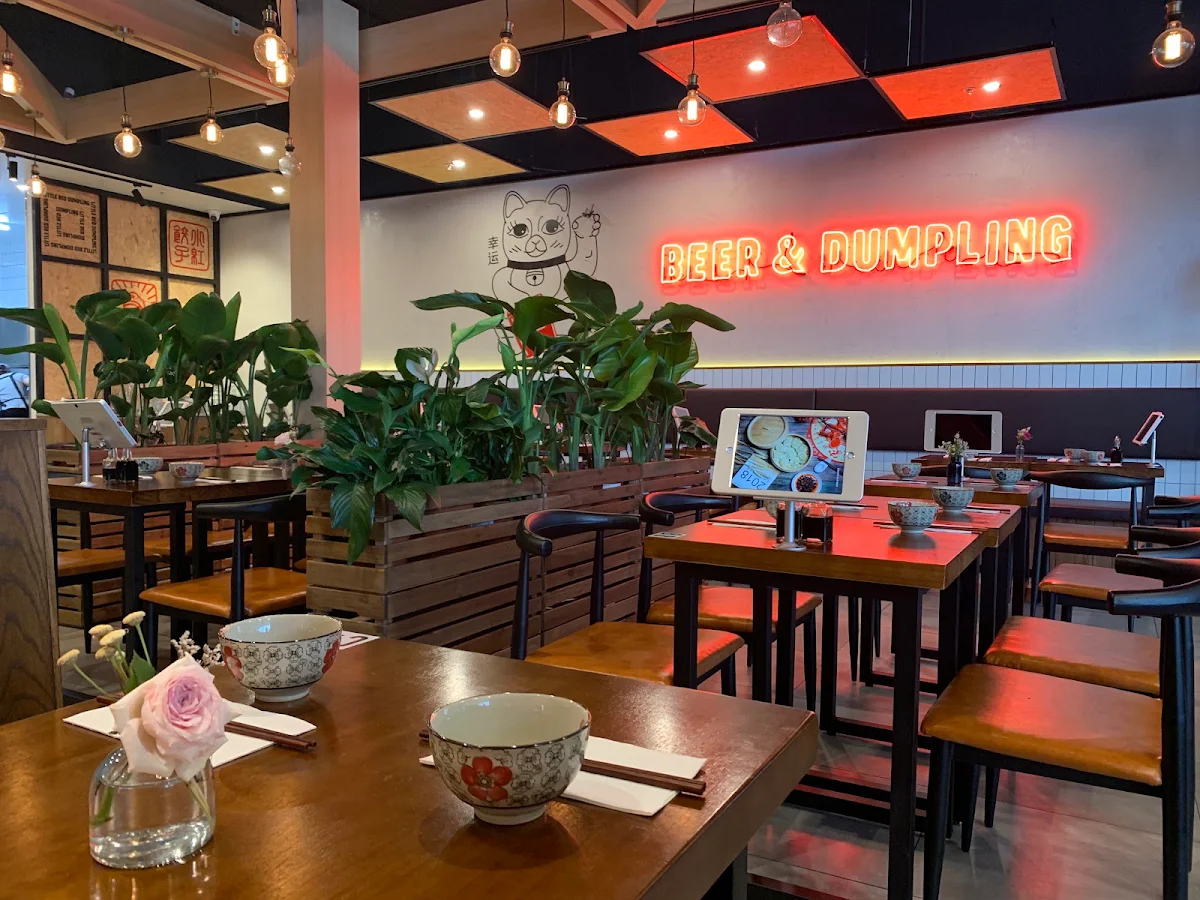 Vibe, Little Red Dumpling Springwood