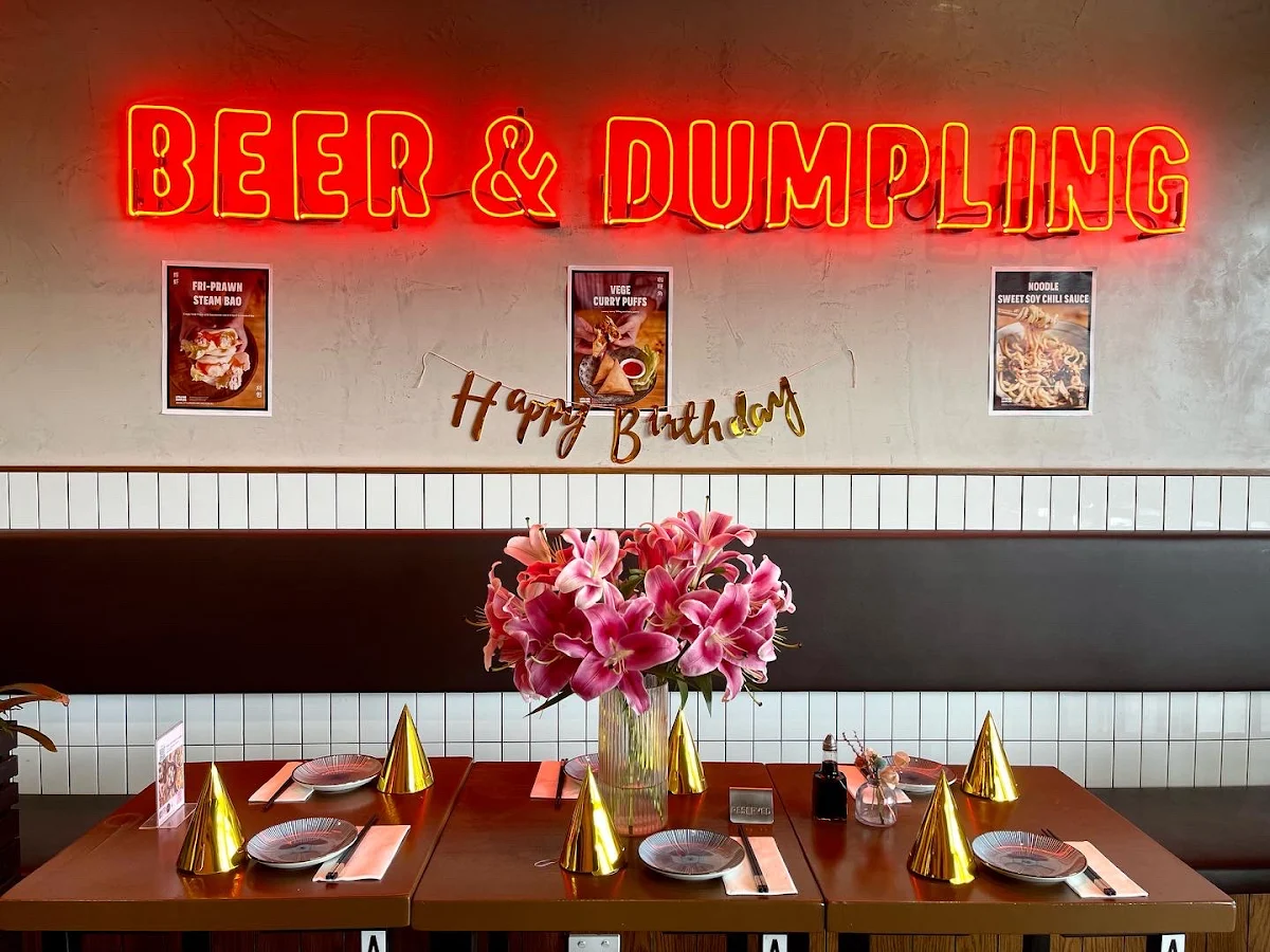 Vibe, Little Red Dumpling Springwood
