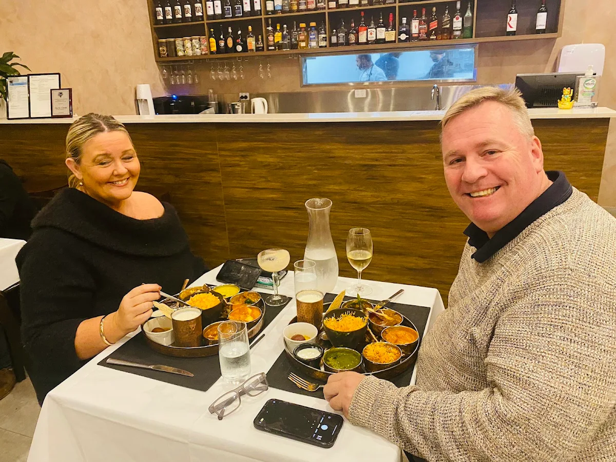 Vibe, Garlic Clove Indian Restaurant