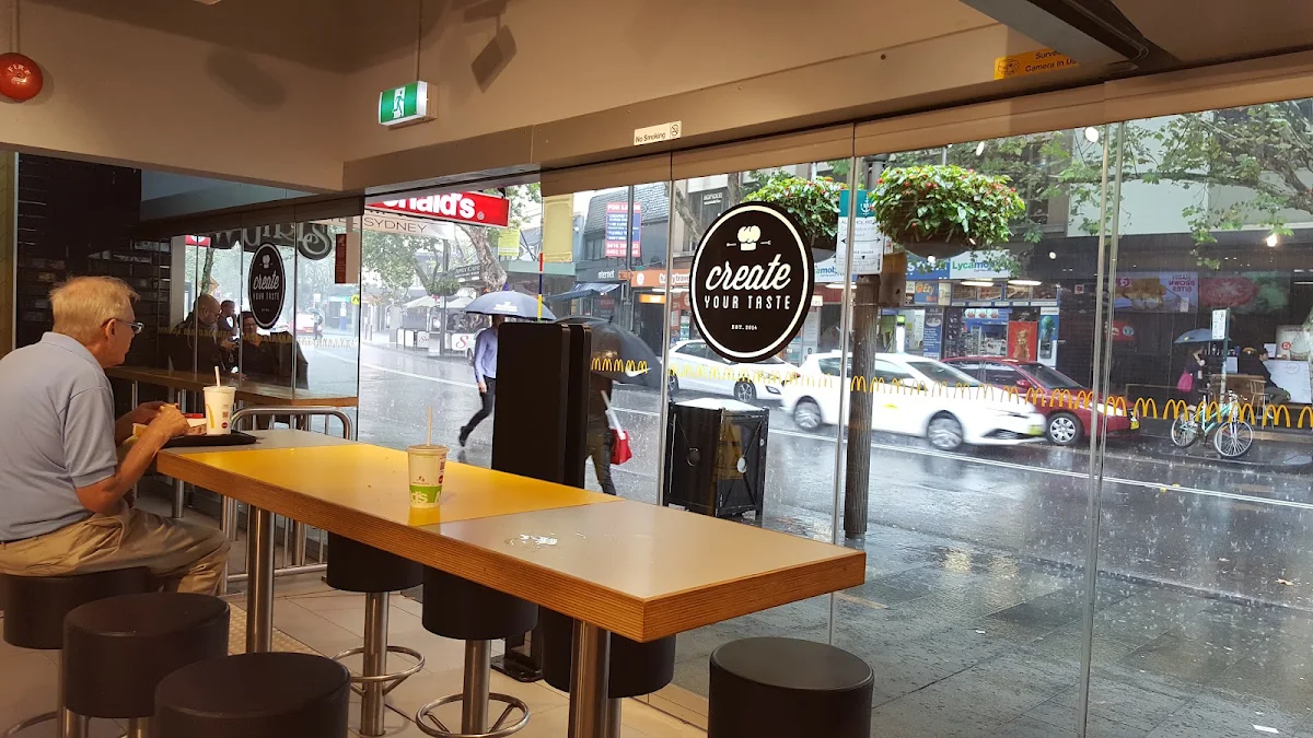 Vibe, McDonald's Kings Cross
