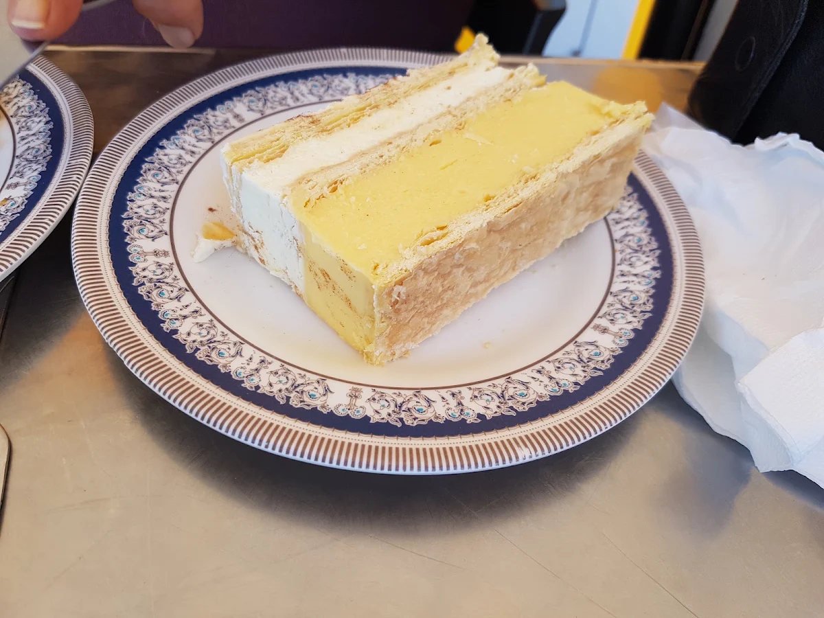 Food & drink, Oven King Bakery