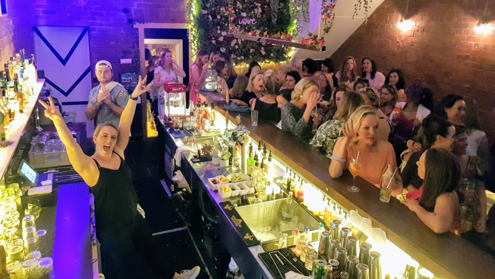 Vibe, Sparrows Bar