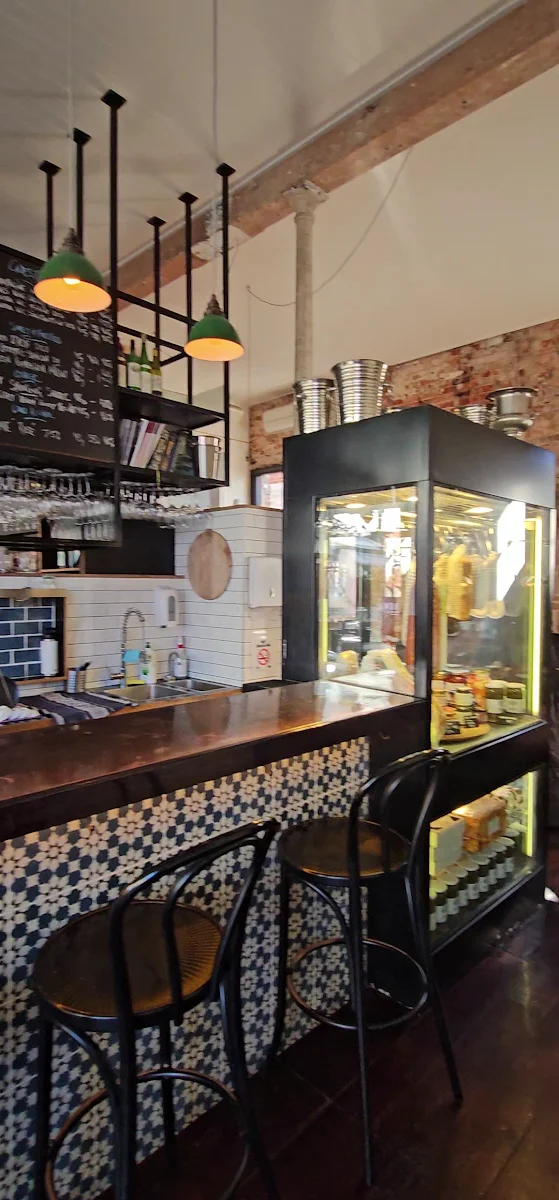 Vibe, Geelong Cellar Door