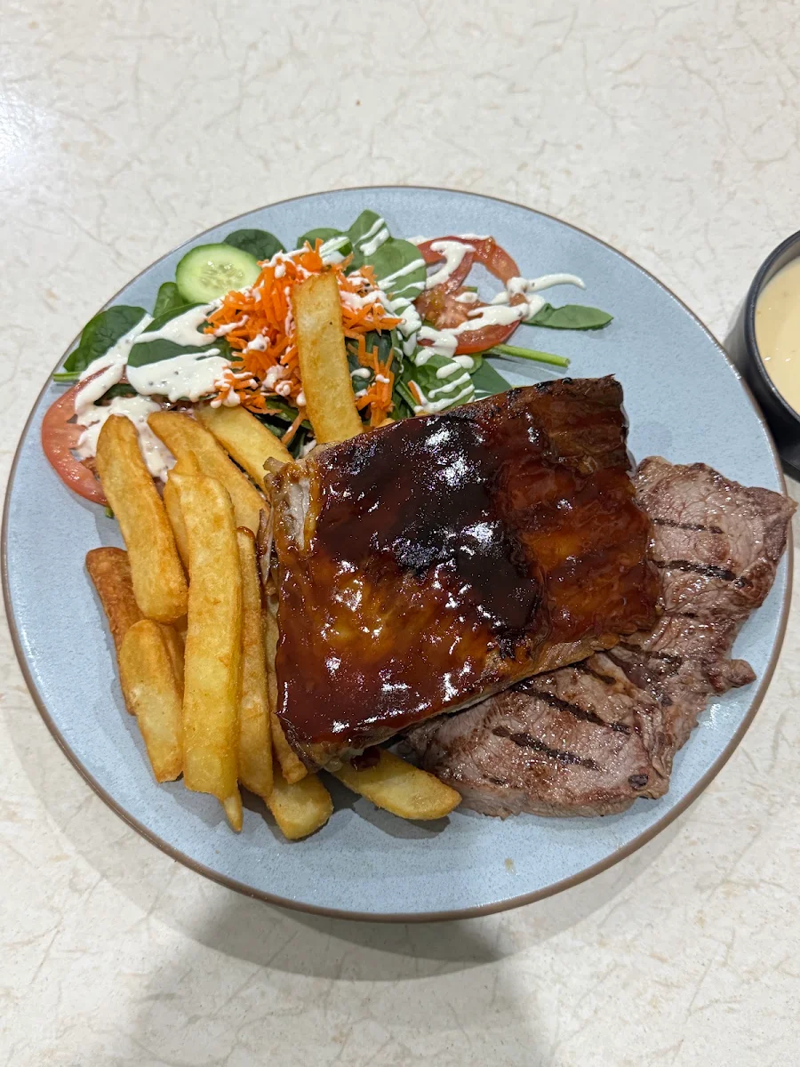 Food & drink, Fatman’s Steakhouse - St Johns Park