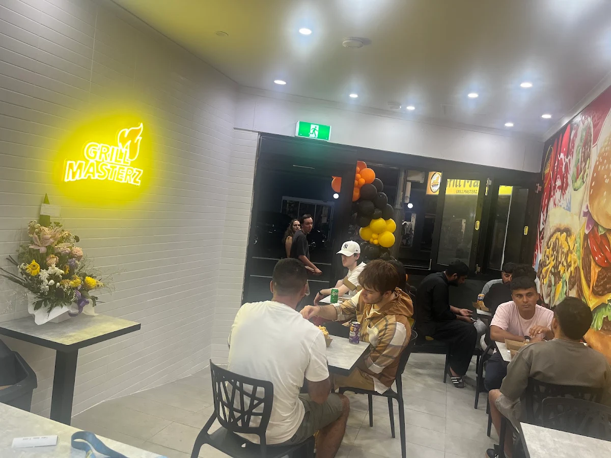 Vibe, Grill Masterz Newtown
