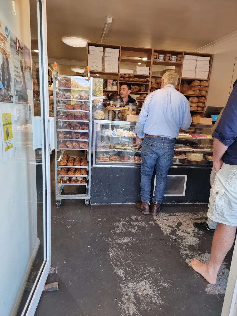 Vibe, Racine Bakery