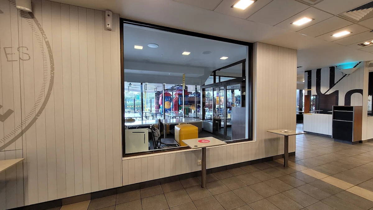 Vibe, McDonald's Karingal