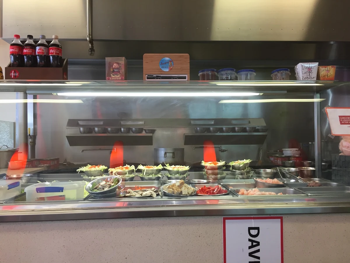 Vibe, Dave's Noodles