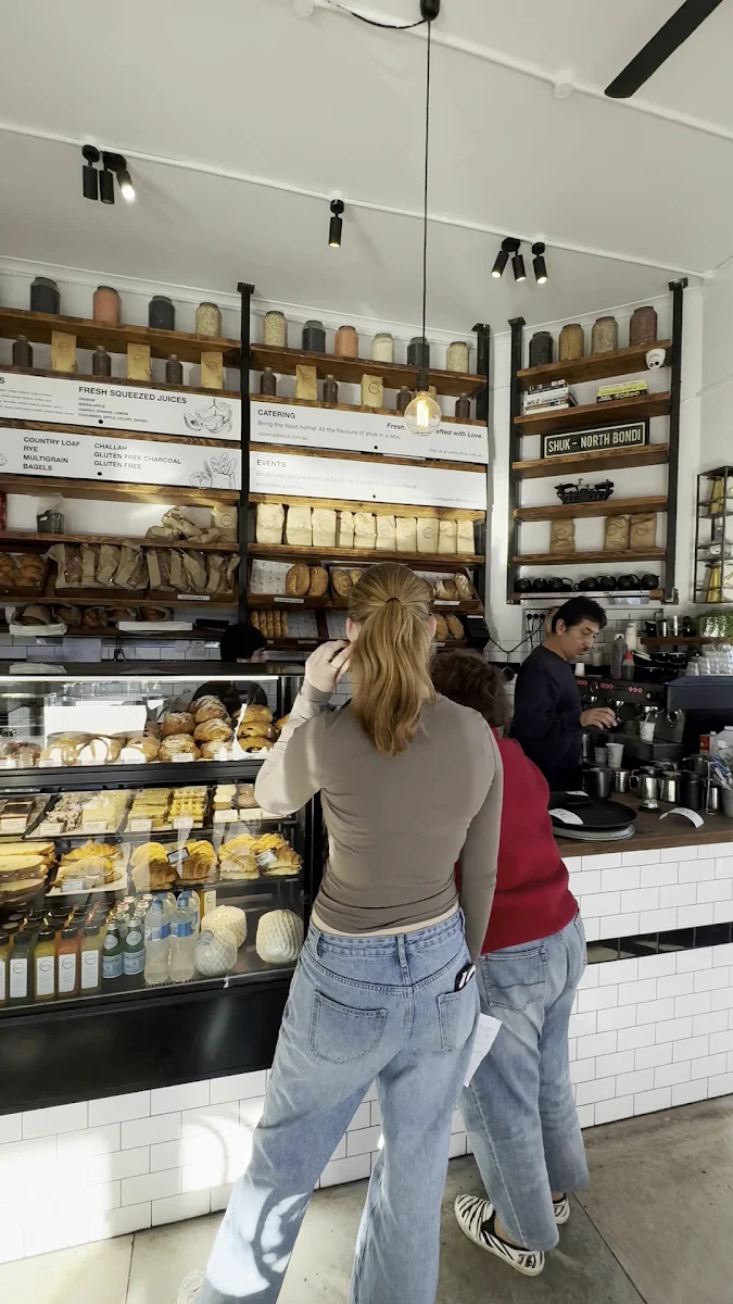 Vibe, Shuk Bondi