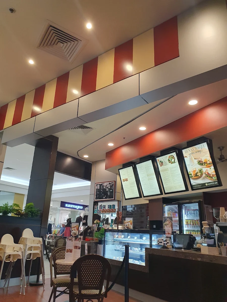 Vibe, Shingle Inn Mt Ommaney