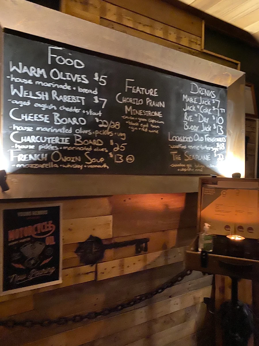 Menu, Lockwood Bar