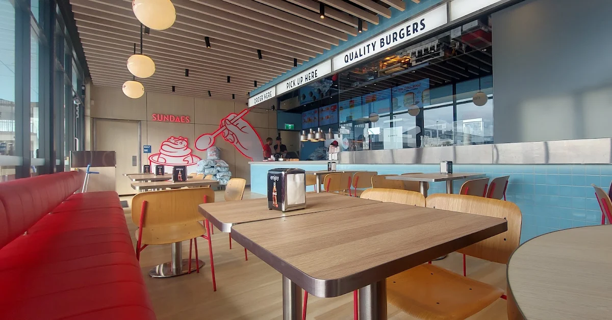 Vibe, Slim's Quality Burger