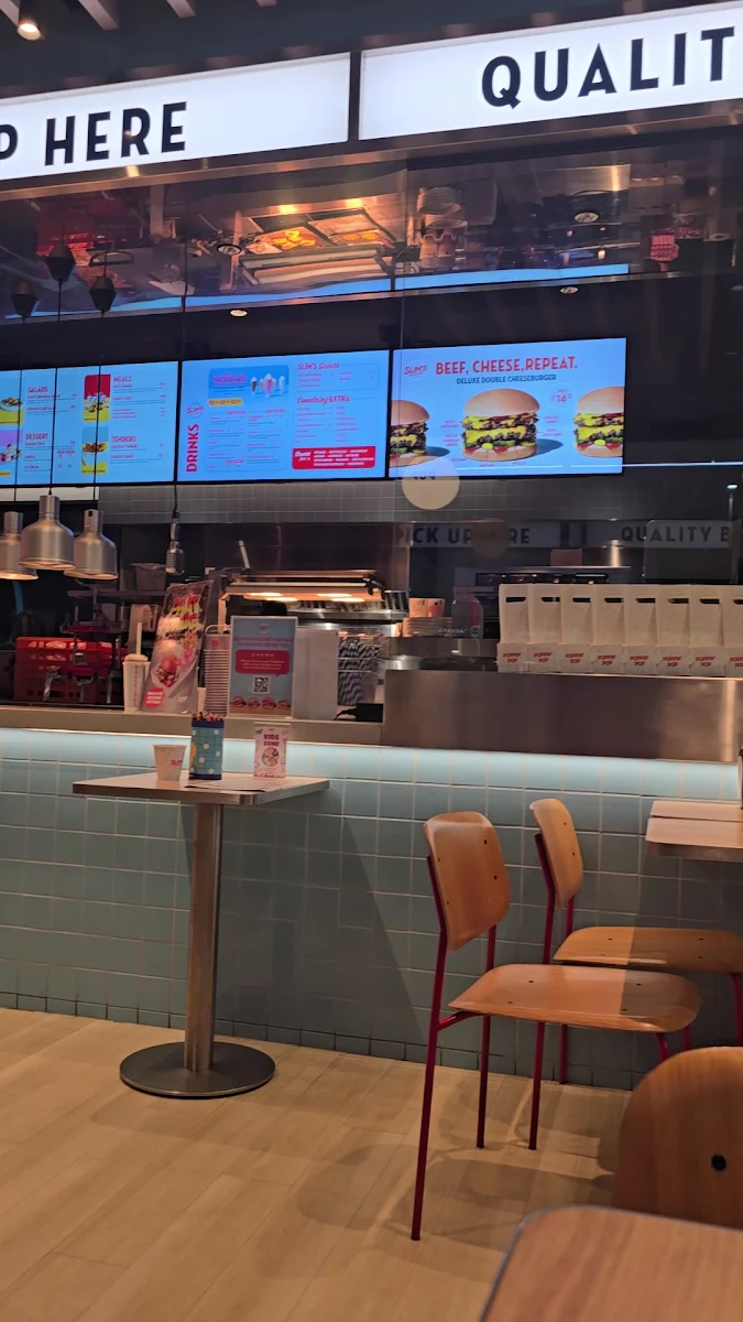 Vibe, Slim's Quality Burger