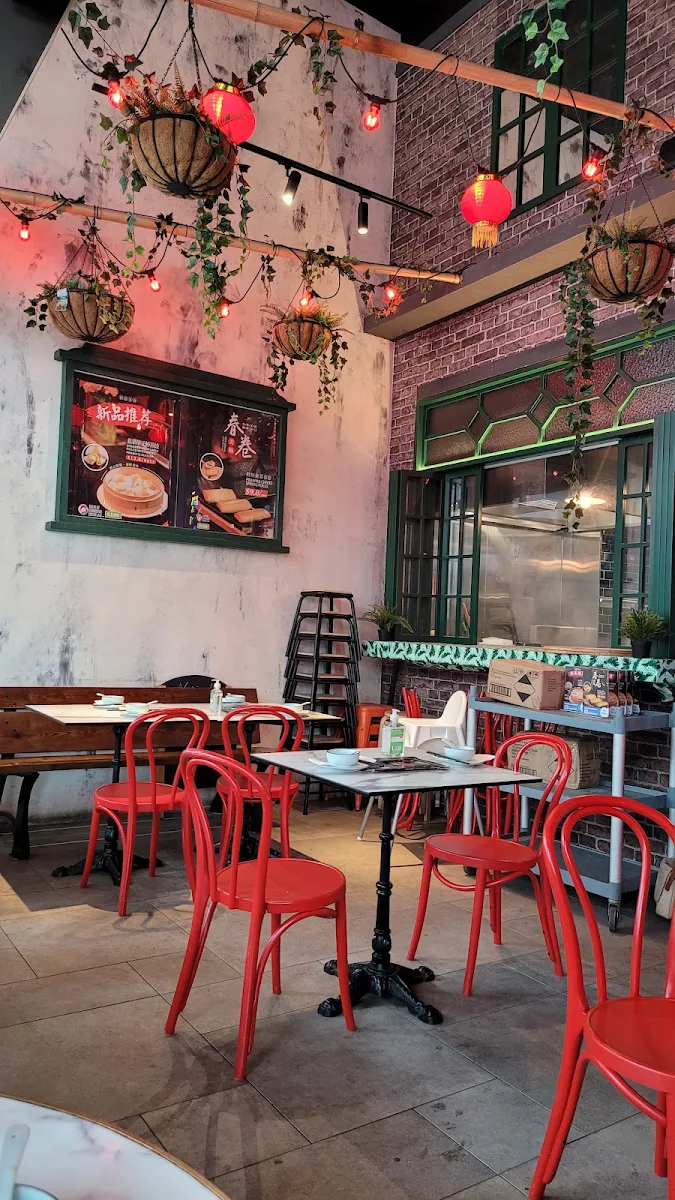 Vibe, Song Nhi Vietnamese Restaurant