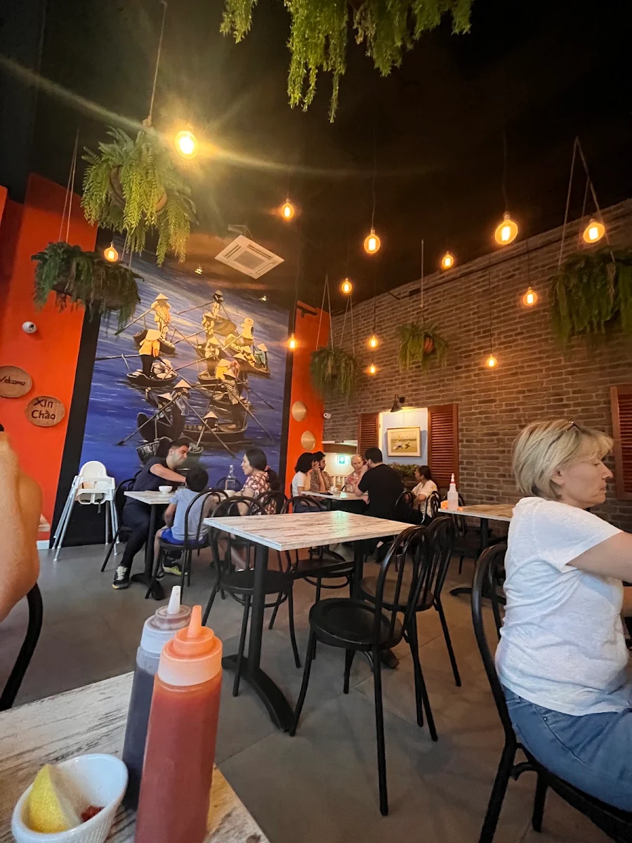 Vibe, Song Nhi Vietnamese Restaurant