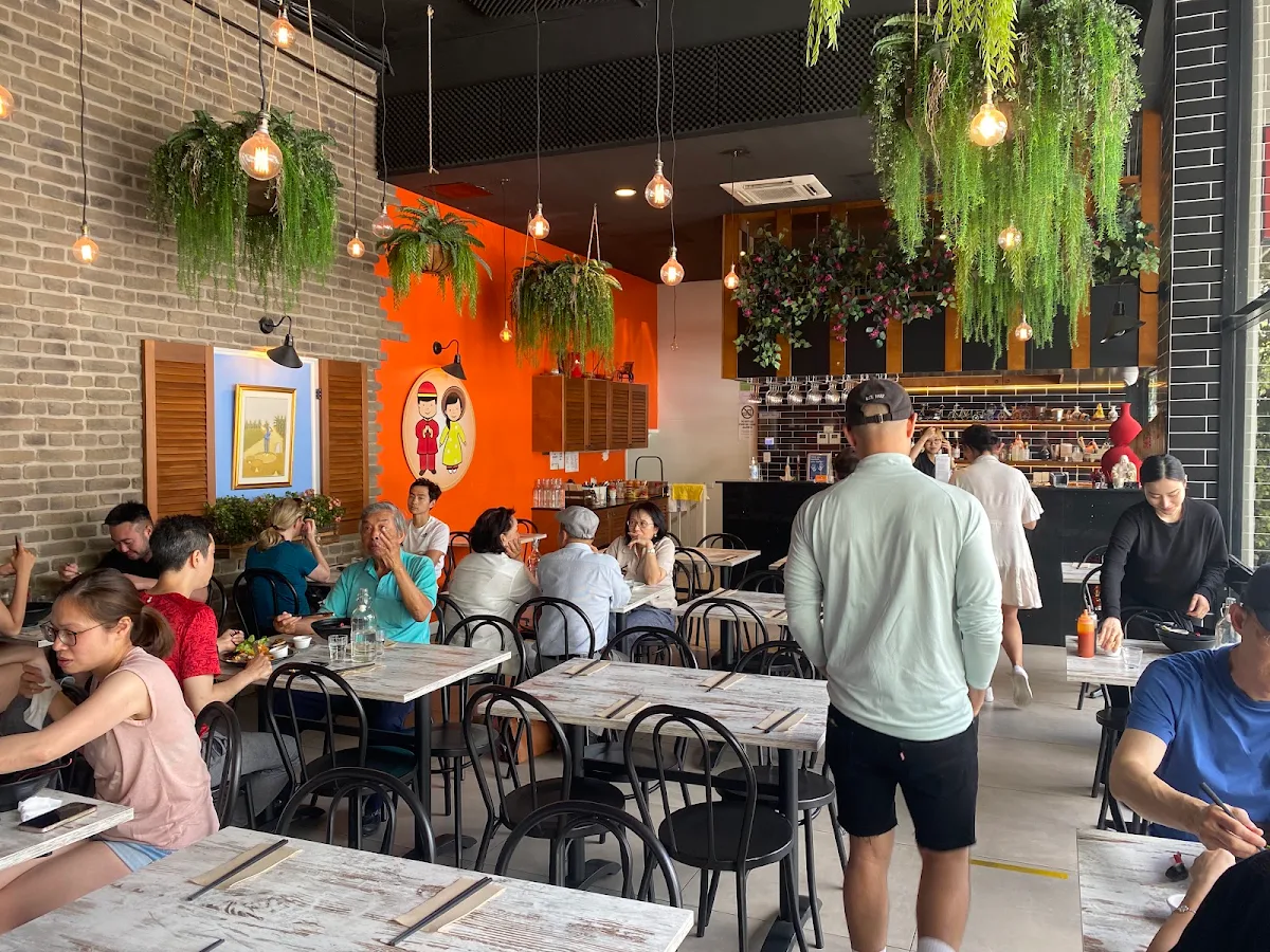 Vibe, Song Nhi Vietnamese Restaurant