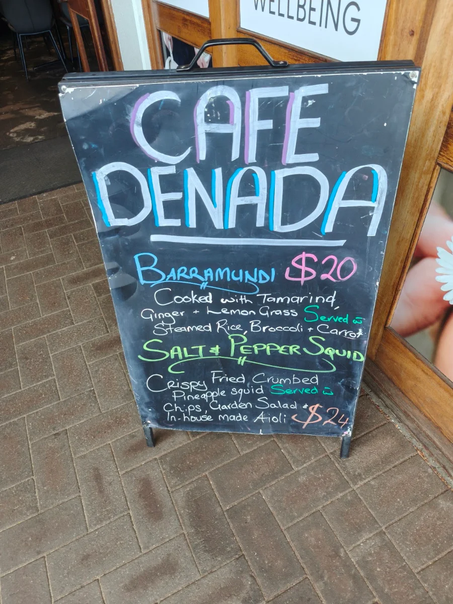 Menu, Cafe Denada