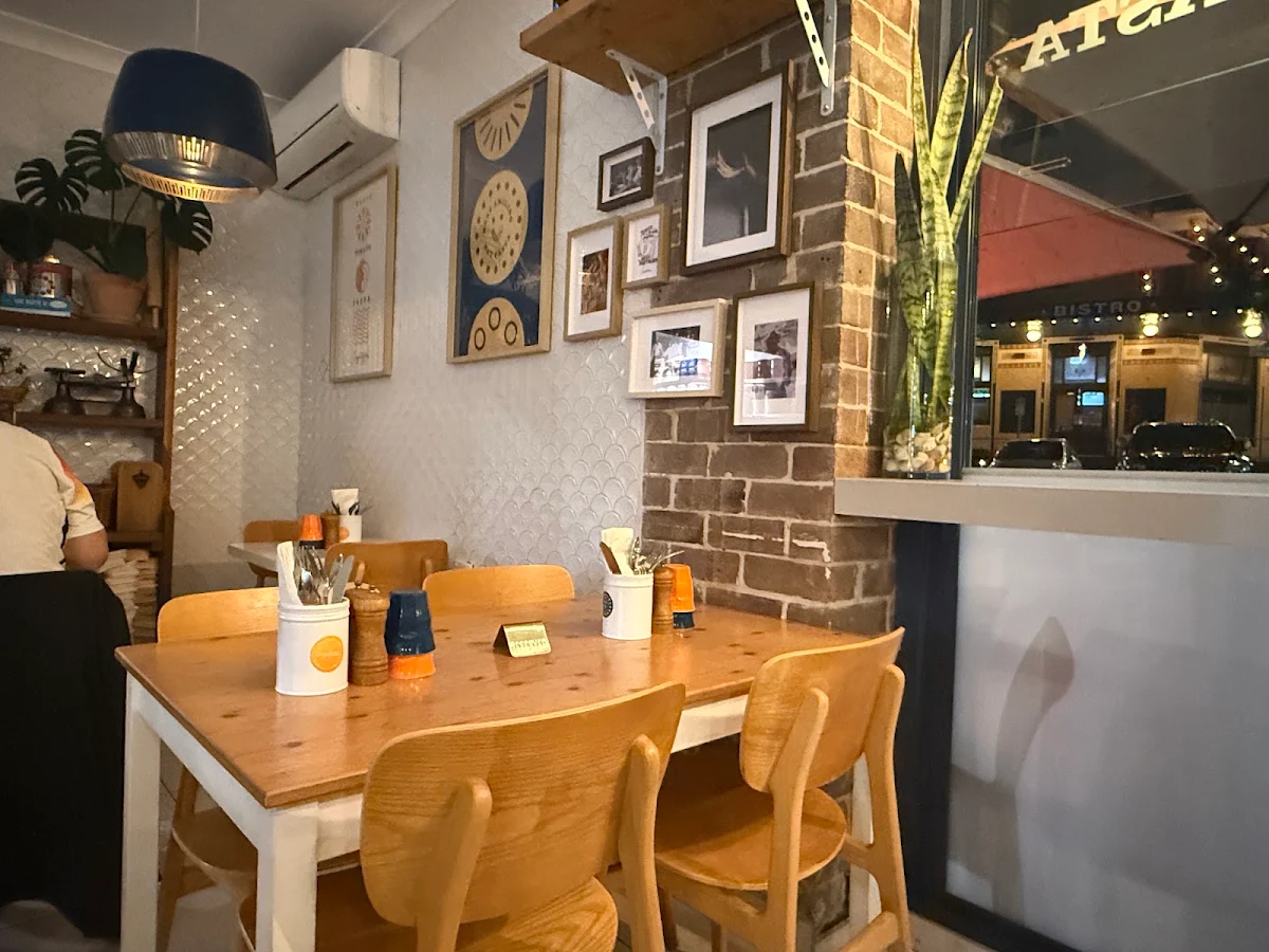 Vibe, Spaghetteria Randwick
