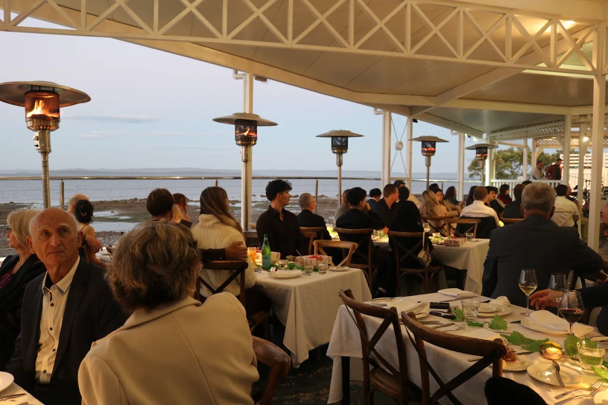 Vibe, The Lighthouse Restaurant