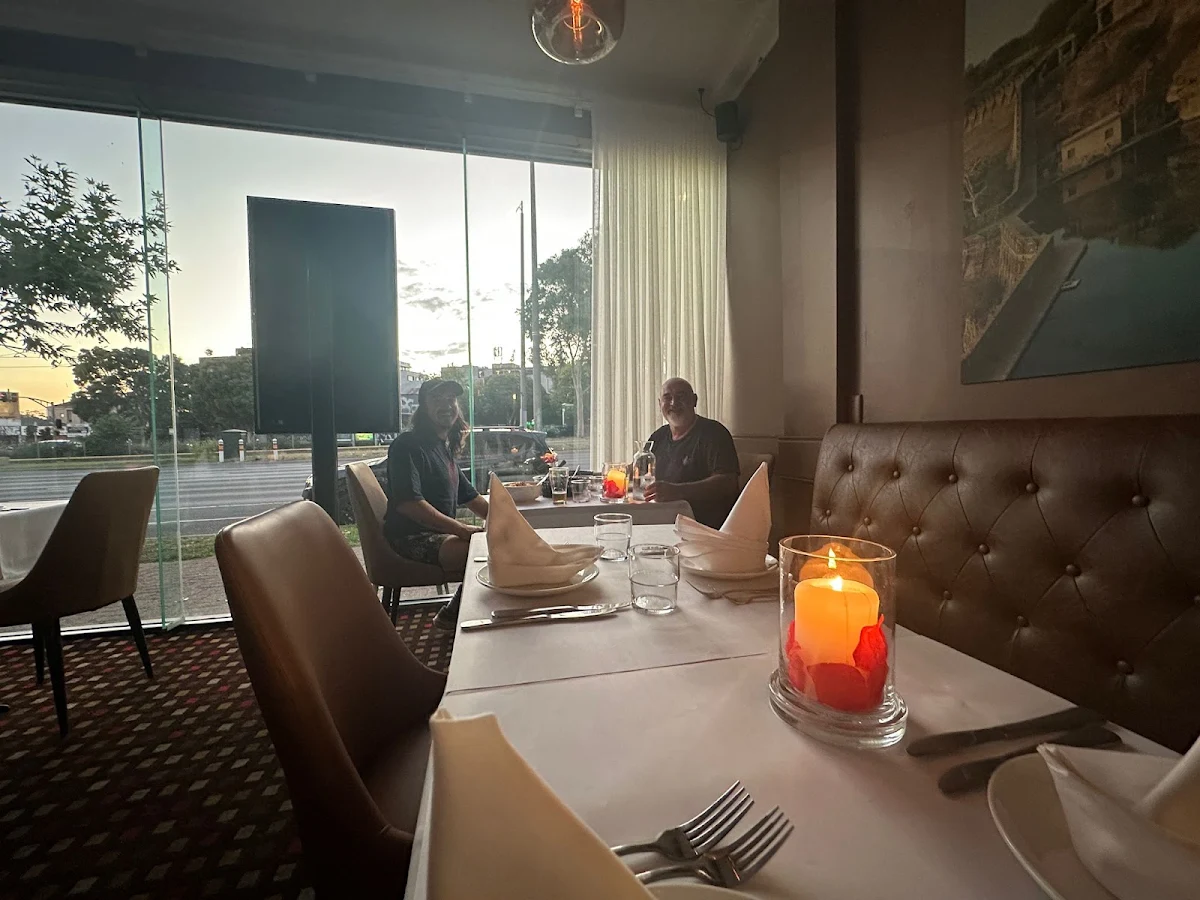 Vibe, Amrapali Indian Restaurant