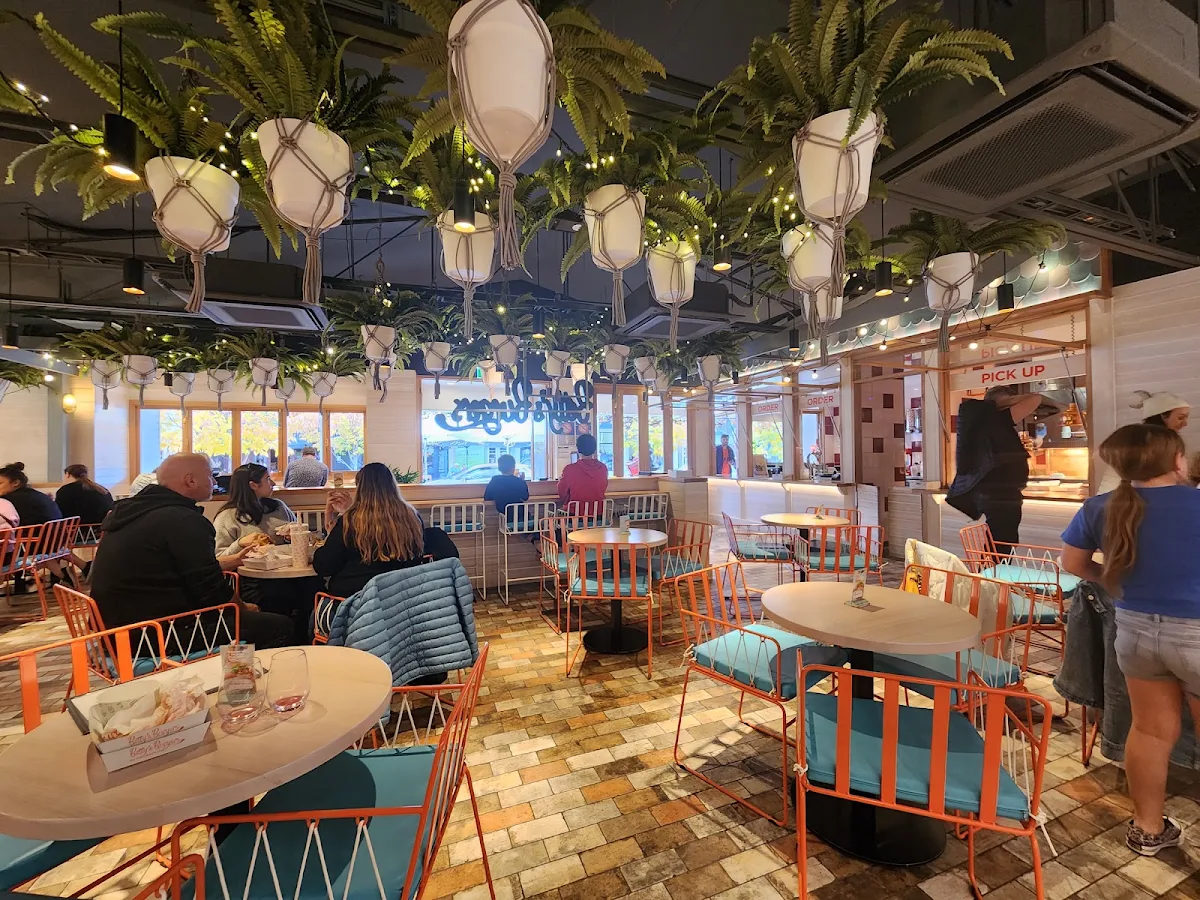 Vibe, Betty's Burgers