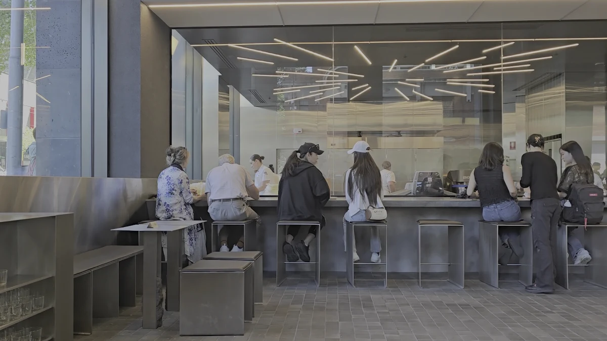Vibe, Lune Croissanterie Melbourne CBD on Lonsdale
