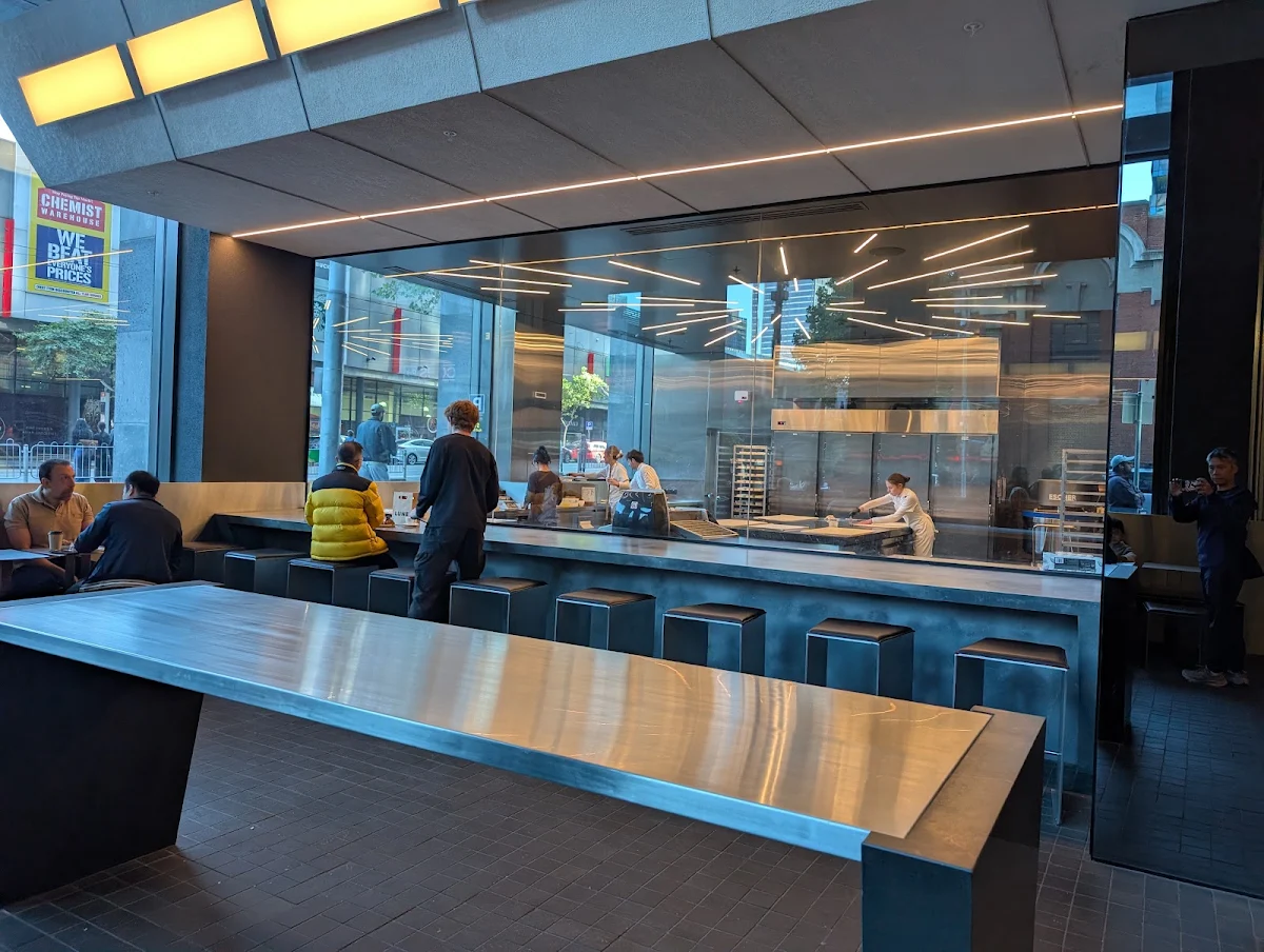 Vibe, Lune Croissanterie Melbourne CBD on Lonsdale