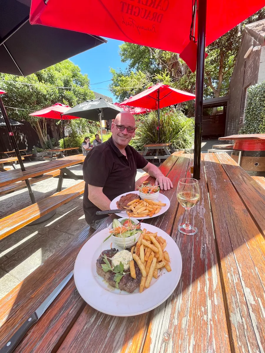 Food & drink, Grand Hotel Healesville - The Local