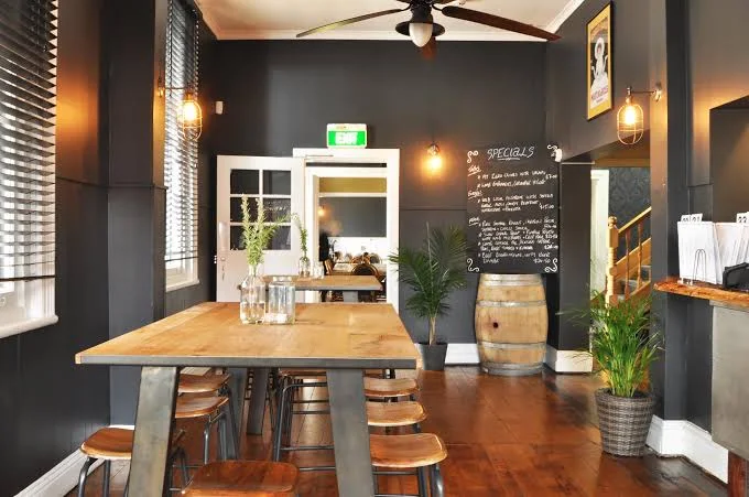 Vibe, Grand Hotel Healesville - The Local