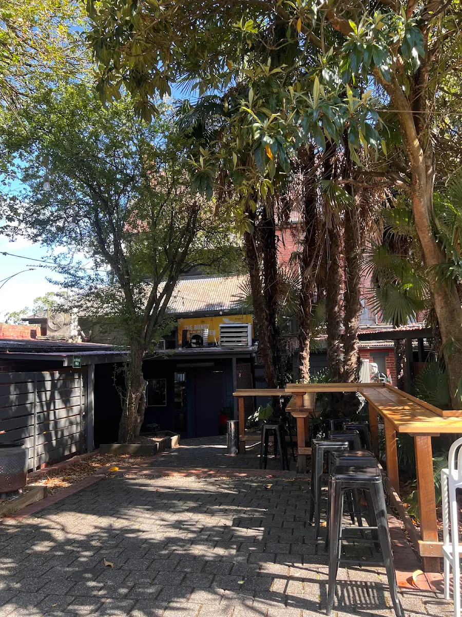 Vibe, Grand Hotel Healesville - The Local