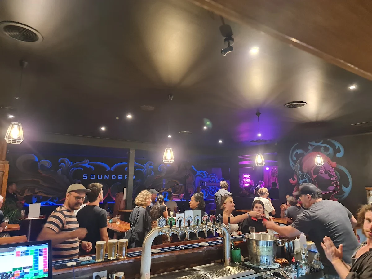 Vibe, Sound Bar