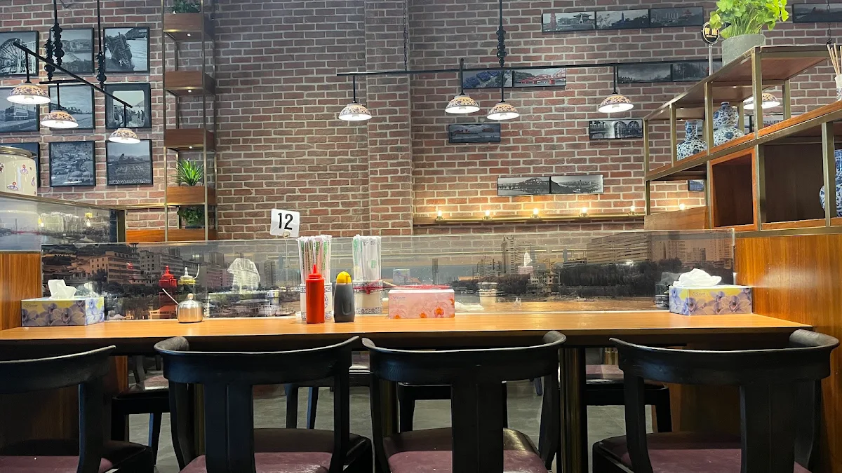 Vibe, 1915 Lanzhou Beef Noodles Burwood