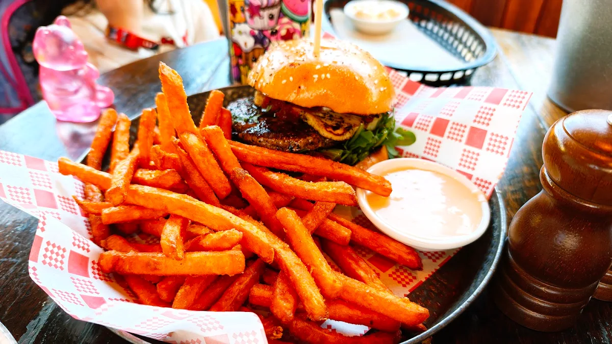 Food & drink, Brasserie@156