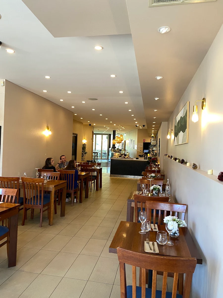 Vibe, Brasserie@156