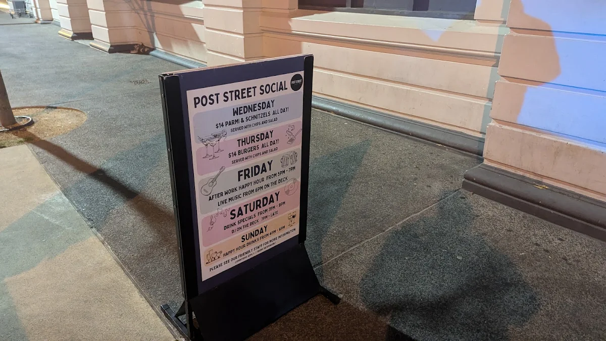 Menu, Post Street Social