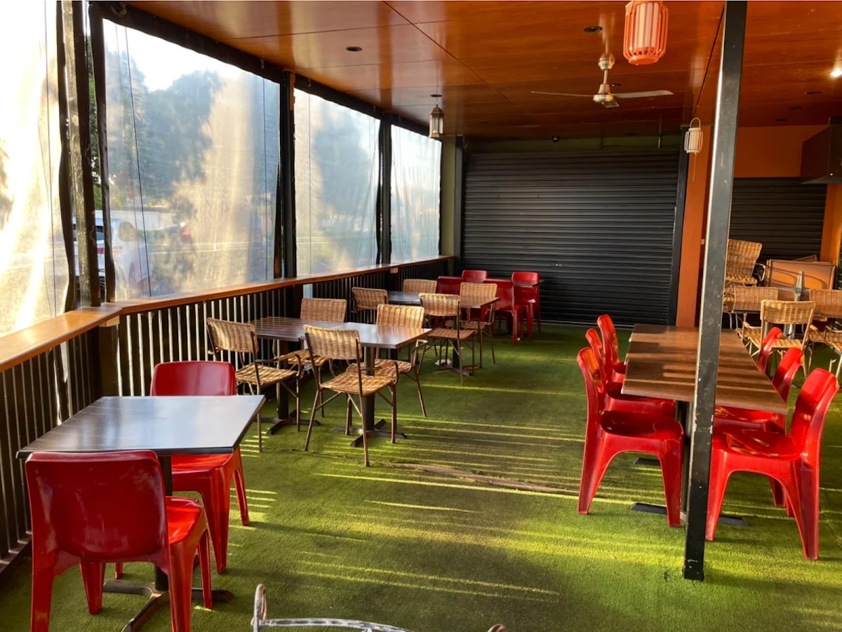 Vibe, Backyard Thai Cuisine