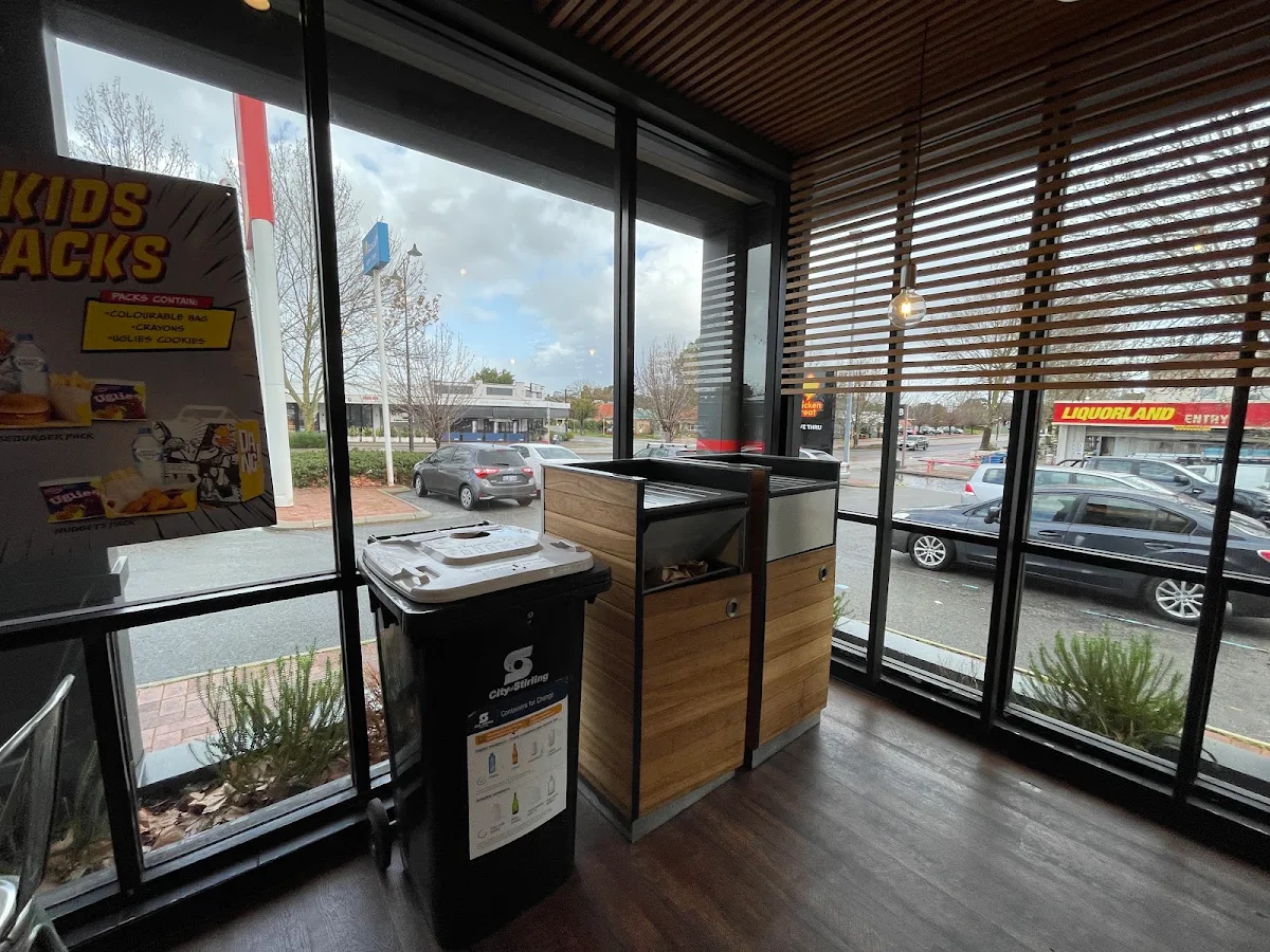 Vibe, Chicken Treat Inglewood
