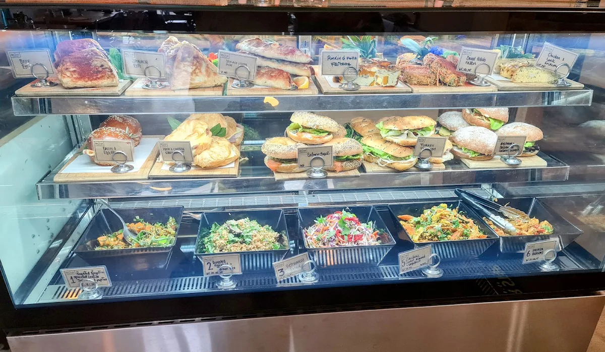 Vibe, The Organik - Cafe - Store - Living