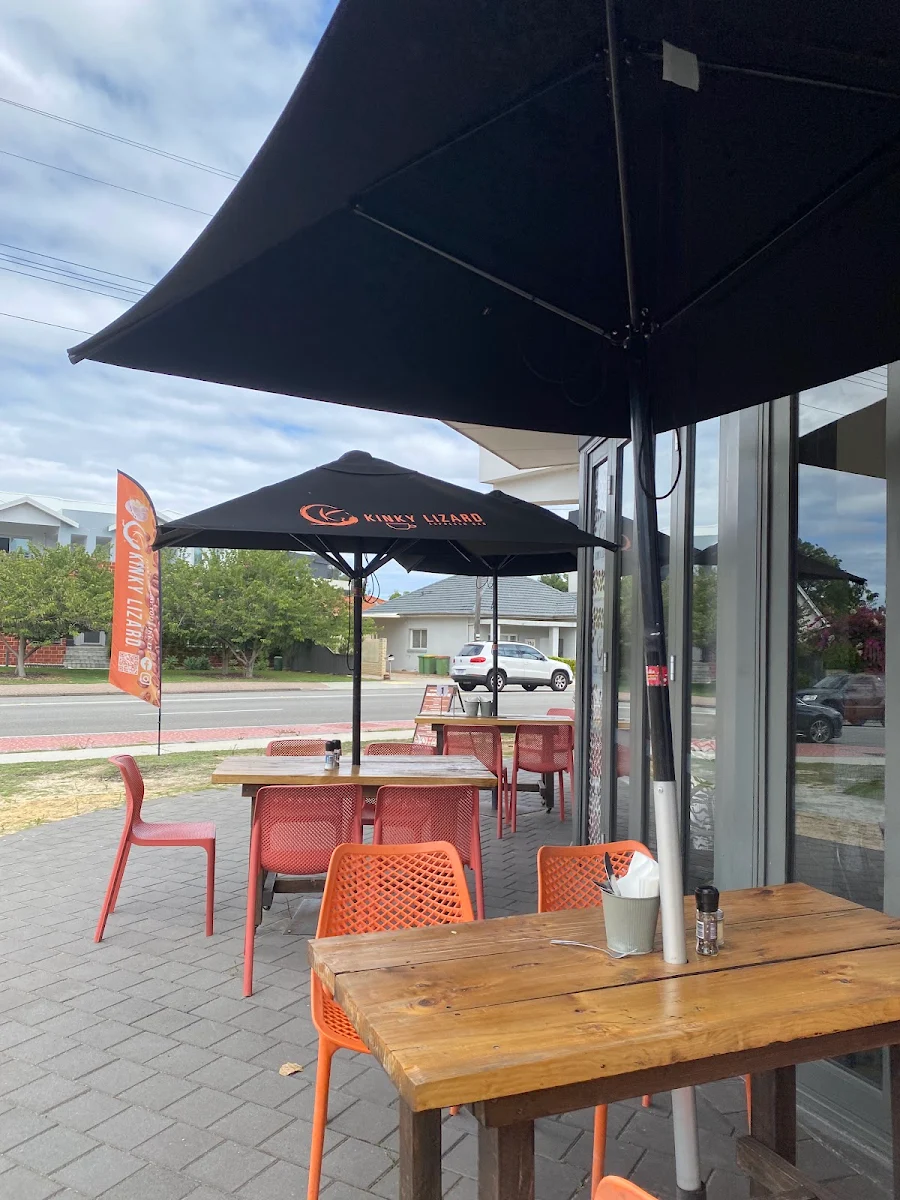 Vibe, Kinky Lizard Cafe Maylands