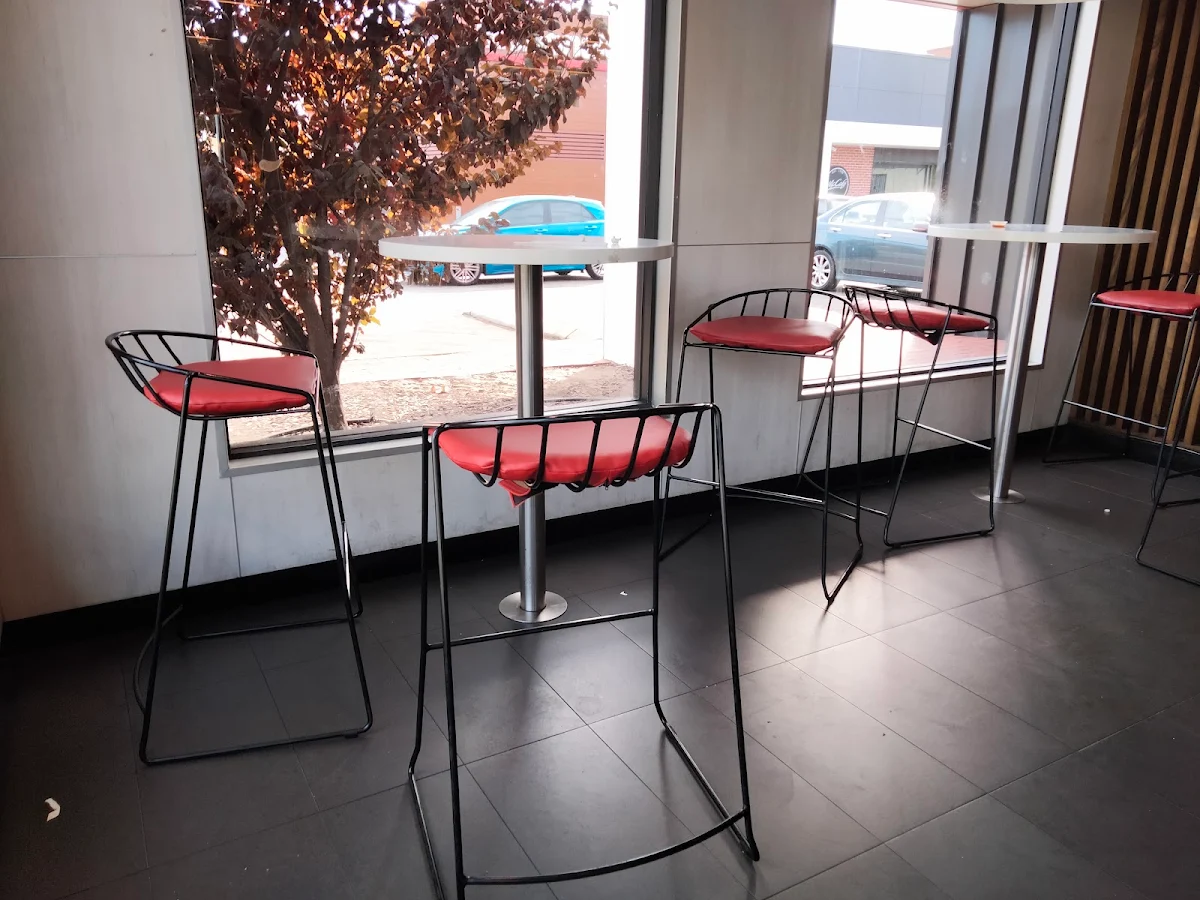 Vibe, KFC Belmont Forum