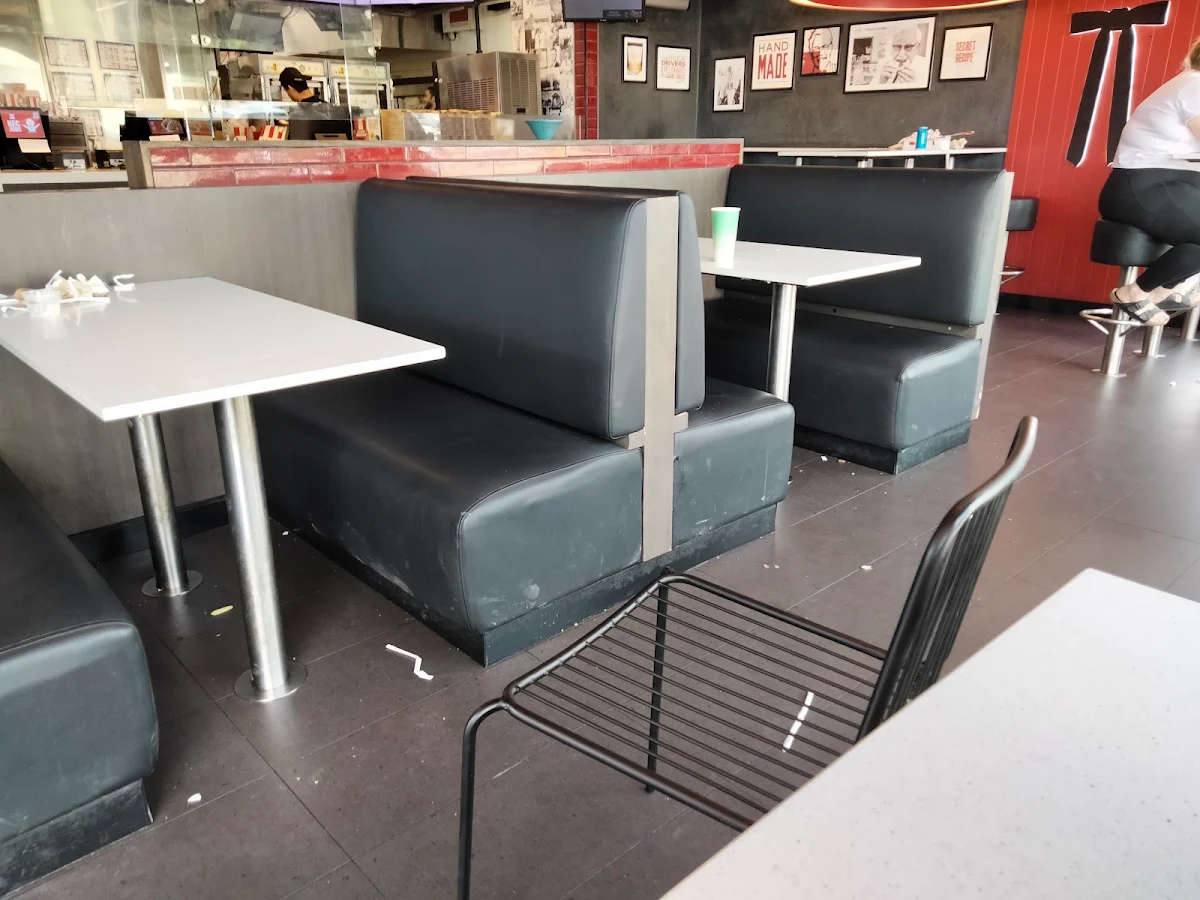 Vibe, KFC Belmont Forum