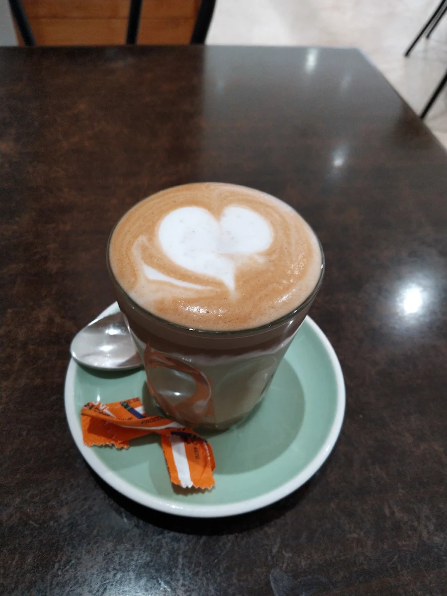 Highlights, COPPER & CLOVE CAFÉ