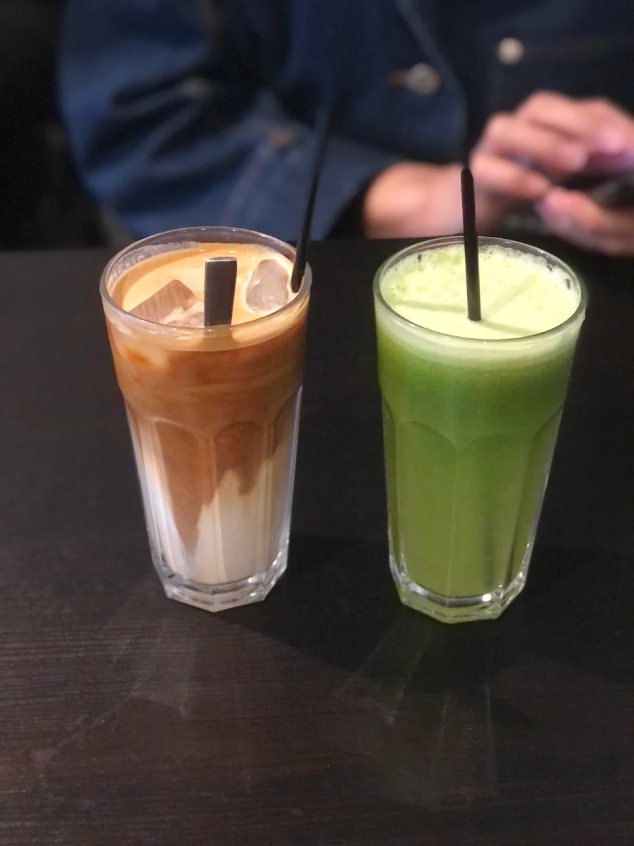 Highlights, Emoji Cafe