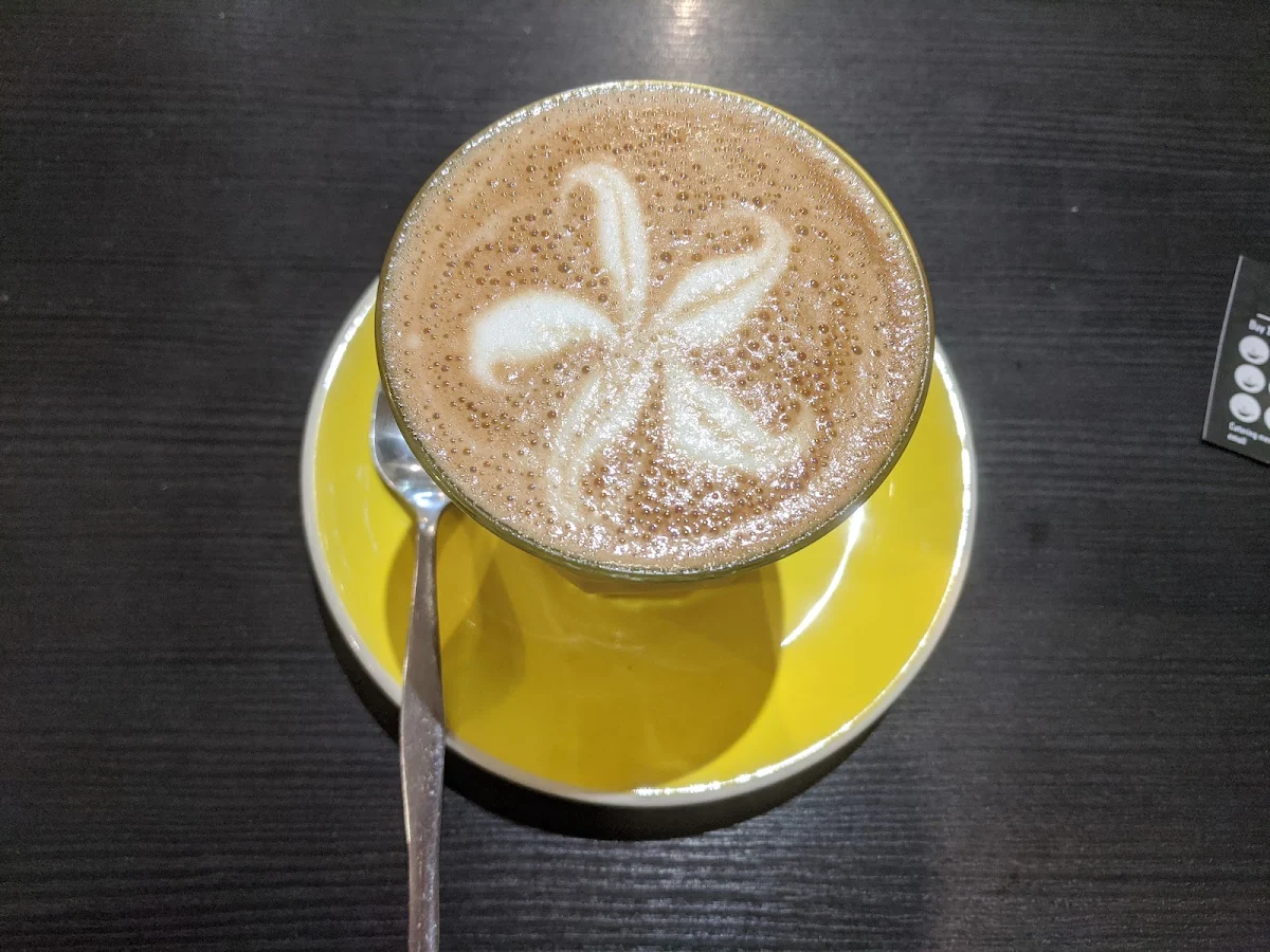 Highlights, Emoji Cafe