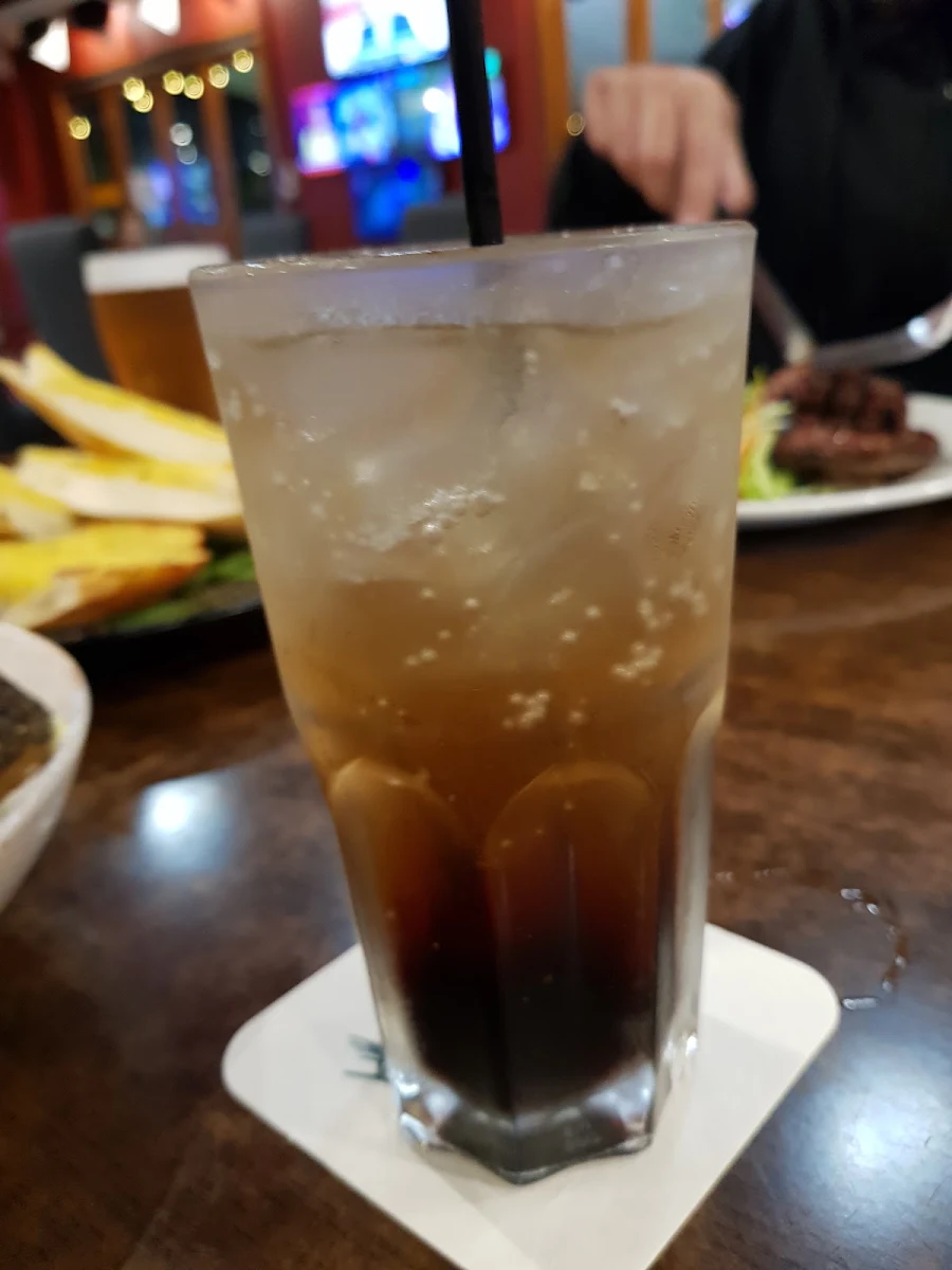 Kahlua and Sprite, Pub Mooloolaba