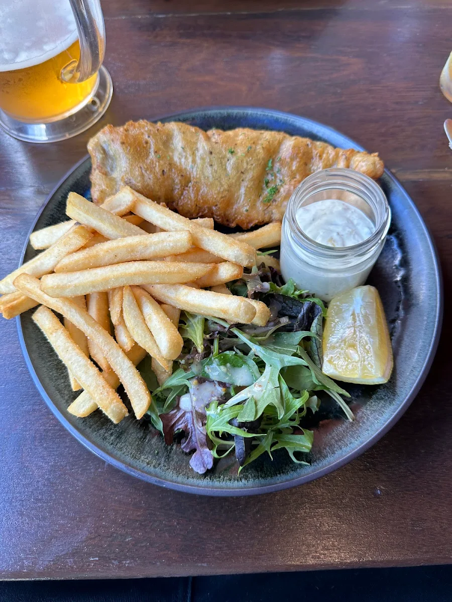 Classic Schnitz, Asian Beer Cafe