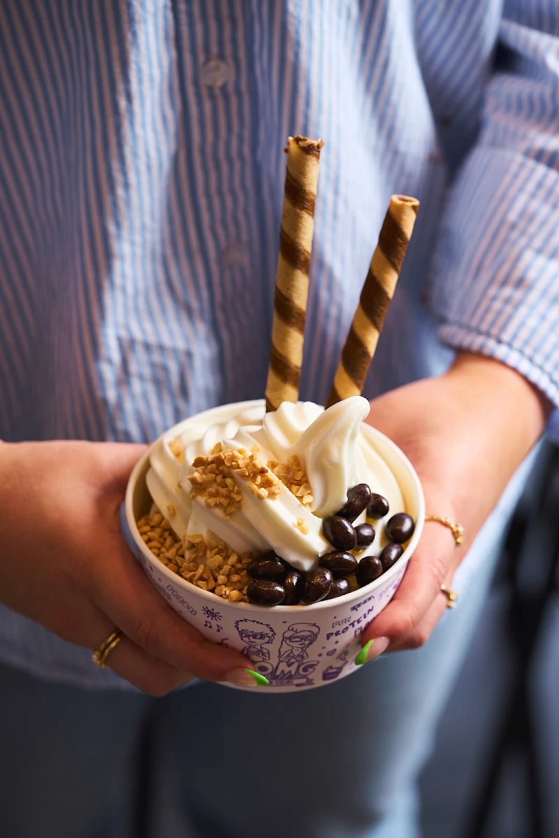 Highlights, YOMG Burleigh Heads (Frozen Yogurt)